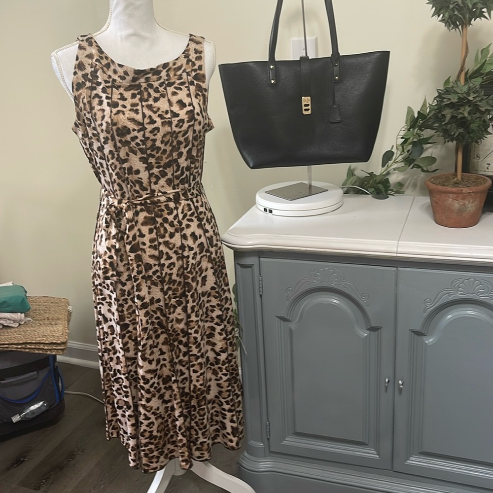 Vior Vior Leopard Dress Vior Sleeveless be worn in any season winter see below